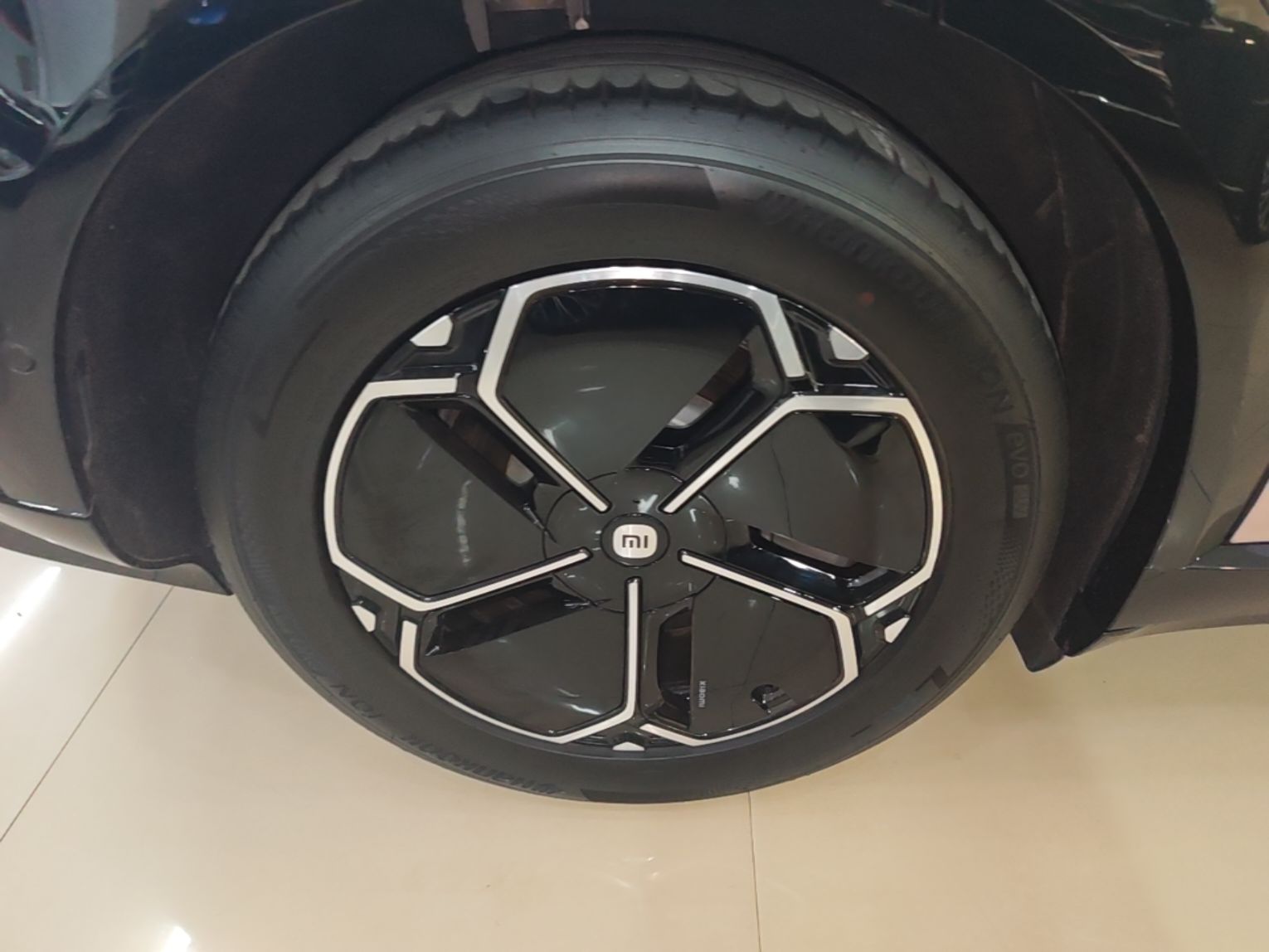 Xiaomi Auto YU7 2025 Ultra-Long Range Rear-Wheel Drive Version — снимка 11