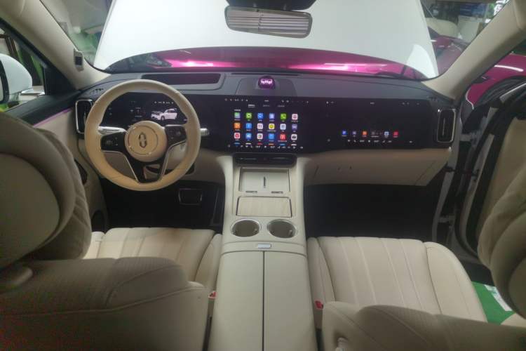 Used Hima AITO M8 2025 Extended-Range Max+ Version 53.4 kWh 6-Seater Edition
