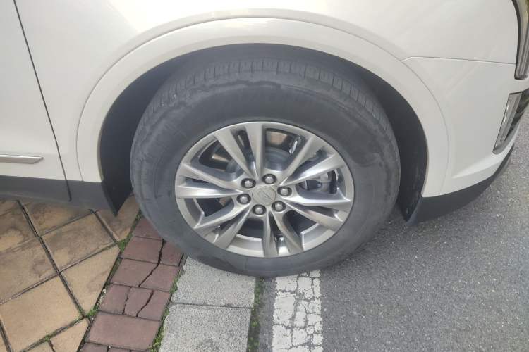 Used Cadillac XT5 2021 2.0T Two-Wheel Drive Luxury Version
