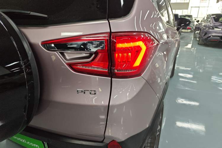 Used BYD Yuan Pro 2023 401KM Luxury Version
