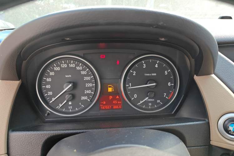 Used BMW X1 2010 sDrive18i Luxury Model