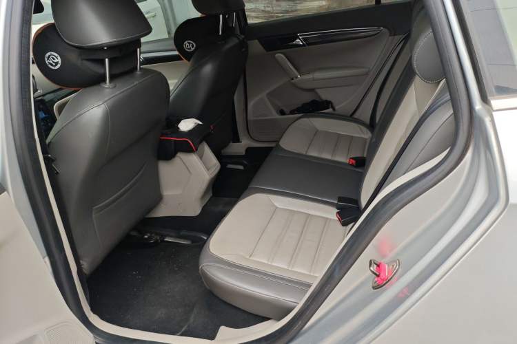 Used Volkswagen Gran Lavida 2014 1.4TSI Automatic 30th Anniversary Edition