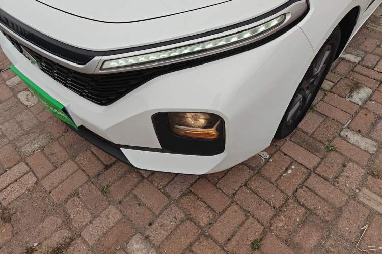 Used Baojun RC-5 2020 RC-5W 1.5L Manual Zhizhao Elite Edition
