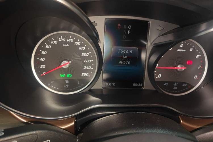 Used Mercedes-Benz V-Class 2021 V 260 L Long-wheelbase Luxury Edition