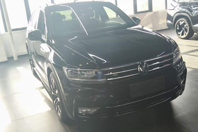 Used Volkswagen Tiguan L 2021 330TSI Automatic Two-Wheel Drive R-Line Enhanced Edition
