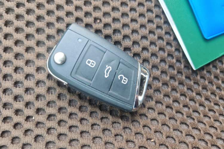 Used Volkswagen Tharu 2022 280TSI Two-Wheel-Drive Luxury Edition Vehicle Key