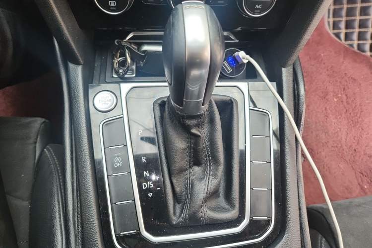 Used Volkswagen Magotan 2018 380TSI DSG Luxury Model Gear Lever