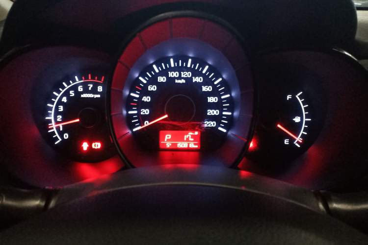 Used Kia K2 2015 Sedan 1.4L Automatic GLS
