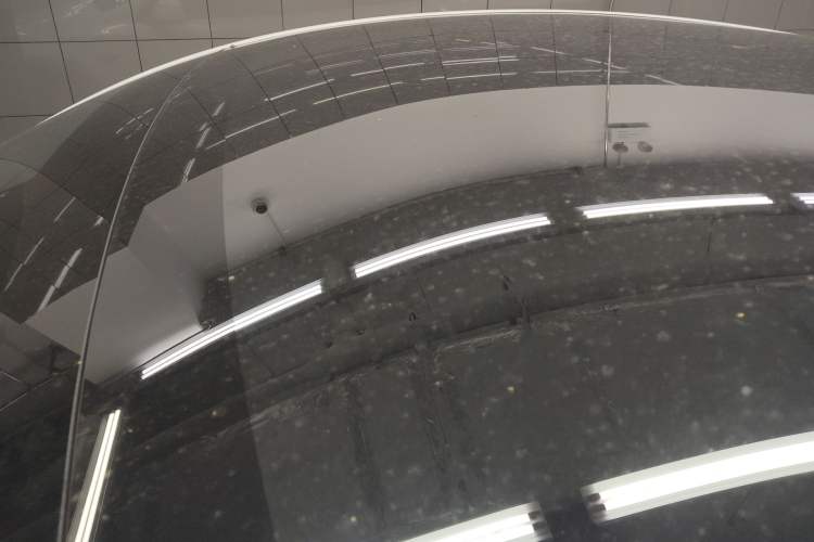 Used Tesla Model Y 2025 Long-Range All-Wheel-Drive Version