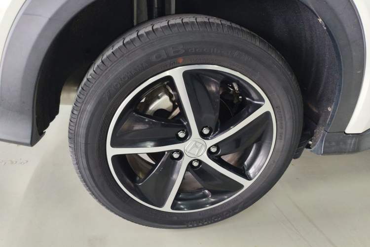 Used Honda Vezel 2020 1.5L CVT Luxury Edition
