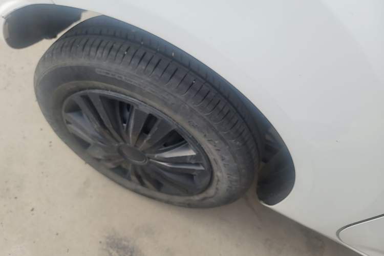 Used Geely Galaxy Panda 2024 Panda Mini 200km Endurance Bear
