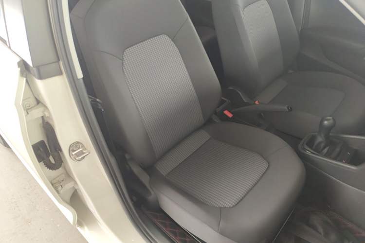 Used Volkswagen Santana 2019 1.5L Manual Fashion Edition China VI Standard
