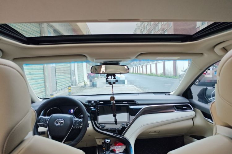 Used Toyota Camry 2018 2.0G Luxury Edition
