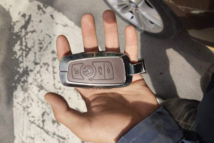 Used BMW 3 Series 2016 320Li Ambition Model
