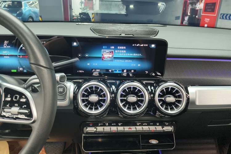 Used Mercedes-Benz EQB 2023-Year Restyled EQB 350 4MATIC
