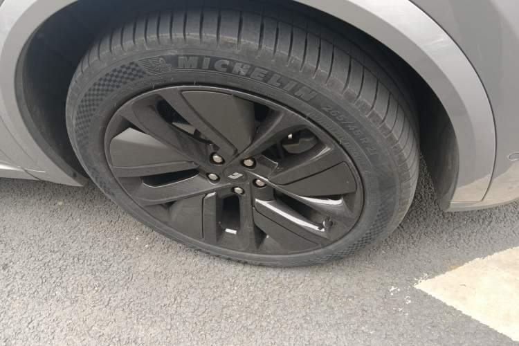 Used Li Auto L9 2022 Max model