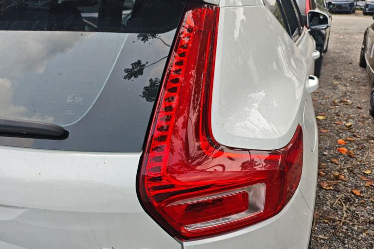 Used Volvo XC40 2024 B4 4x4 Smart Luxury Edition Right Rear Taillight
