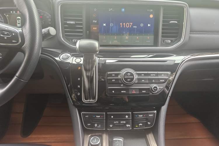 Used GAC Trumpchi M8 2020 Flagship Model 390T Prestige Edition Audio And AC Panel