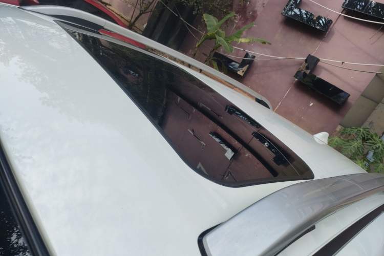 Used Venucia T70 2018 2.0L CVT Smart Enjoyment Version
