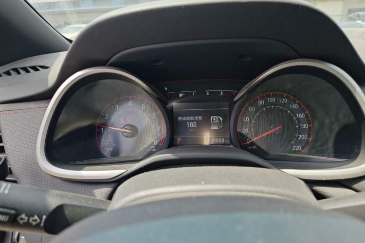 Used Chevrolet Monza 2019 RS 330T Automatic Comfort Edition China VI Standard Instrument Cluster