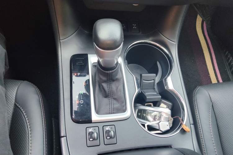 Used Toyota Highlander 2021 2.0T Four-Wheel Drive Prestige Version 7 Seats