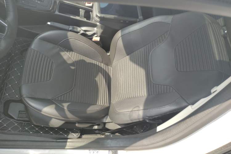 Used Ford Focus 2015 Hatchback EcoBoost 125 Automatic Supreme Style Edition