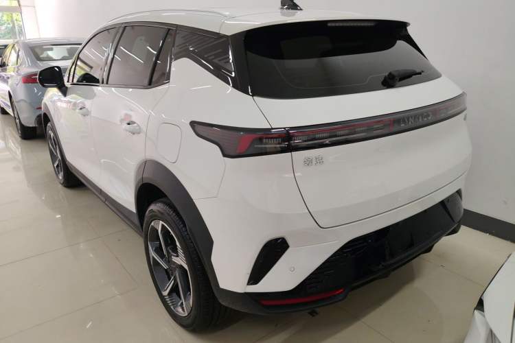 Used Lynk & Co 06 2025 Renew 1.5T Pro
