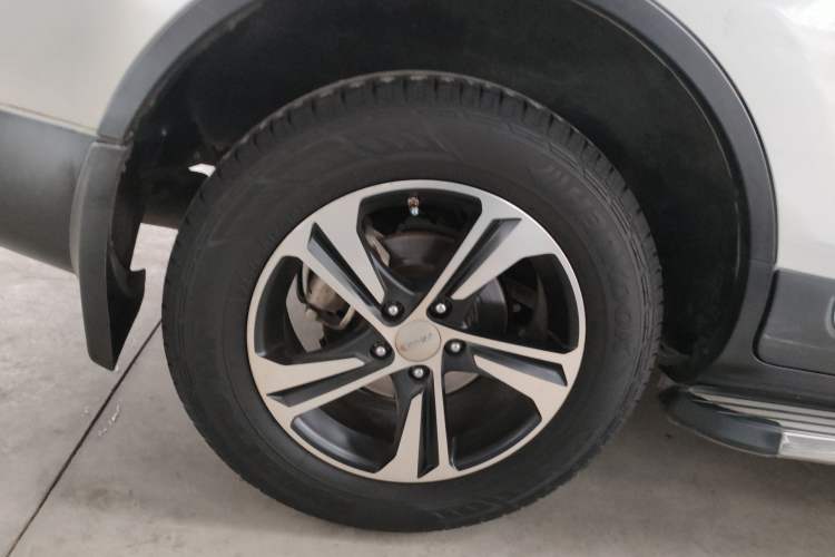 Used Yema T70 2016 Upgraded Model 1.5T Manual Luxury Version
