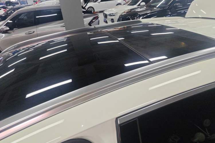 Used Mercedes-Benz GLC 2020 GLC 300 L 4MATIC Luxury Model