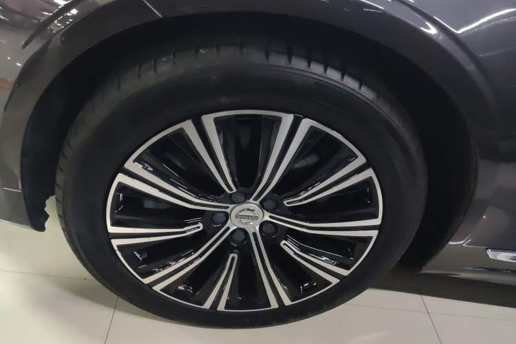 Used Volvo S90 New Energy 2021 T8 eDrive Hybrid Zhiyi Luxury Edition