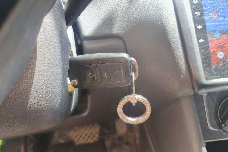 Used Volkswagen Polo 2016 1.6L Automatic Comfort Model