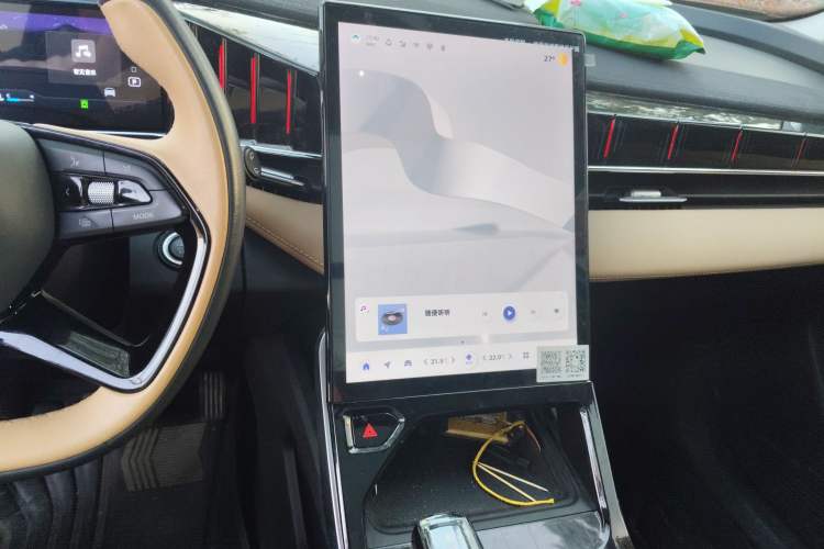 Used Geely Auto FX11 2023 2.0TD DCT Prestige Edition
