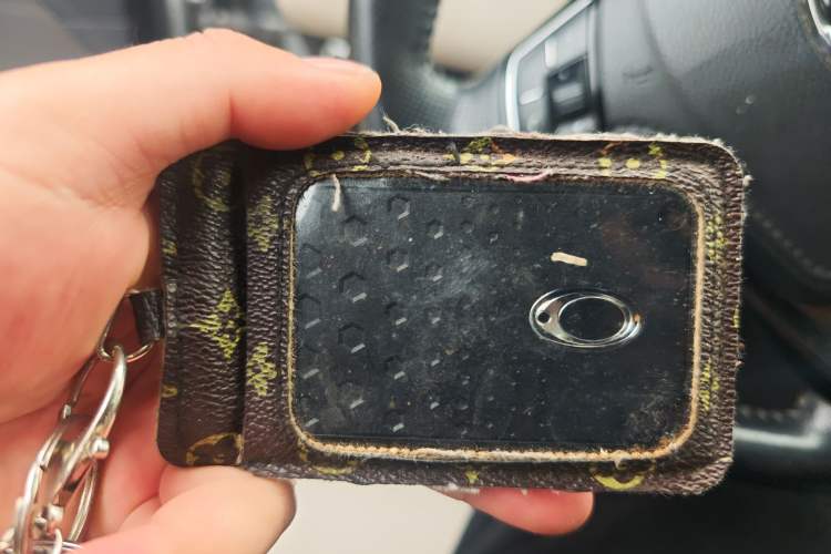 Used ORA iQ 2018 High-Range Version Smart Connectivity Model
