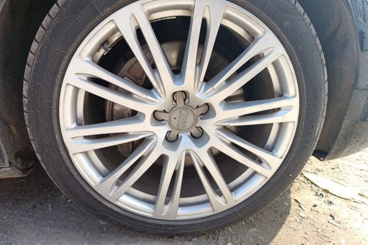 Used Audi A8 2012 A8L 45 TFSI quattro Comfort model