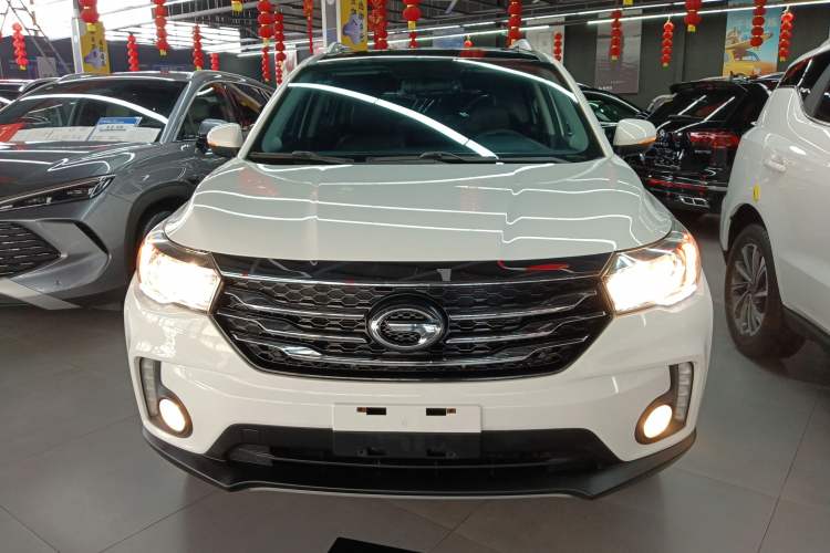 Used GAC Trumpchi GS4 2017 235T Manual Two-Wheel Drive Luxury Edition Front