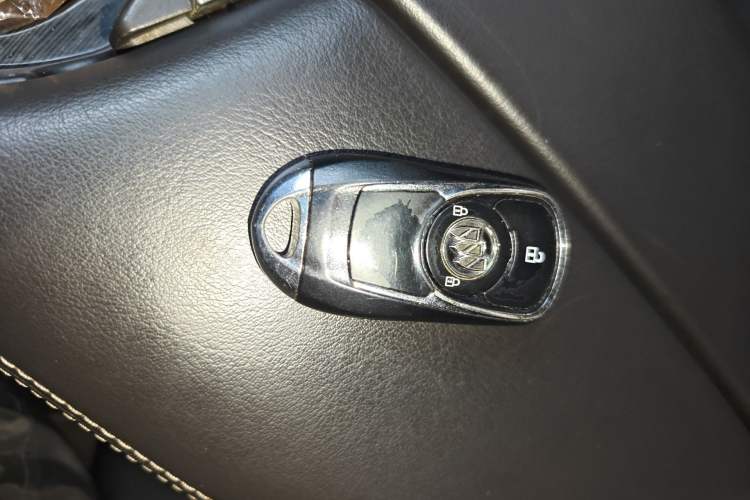 Used Buick Envision 2016 20T Two-Wheel Drive Leading Version