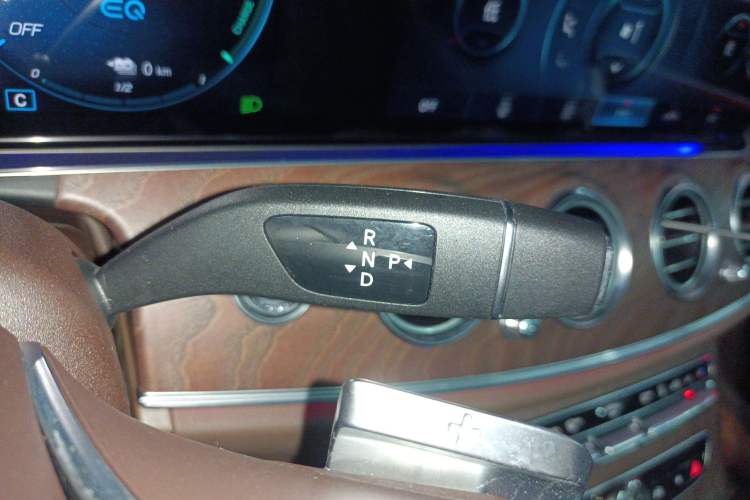 Used Mercedes-Benz E-Class New Energy 2022 Facelift E 350 e L Plug-in Hybrid Sedan