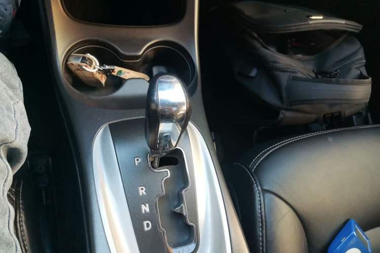 Used Dodge Journey 2013 2.4L Two-Wheel Drive Luxury Version