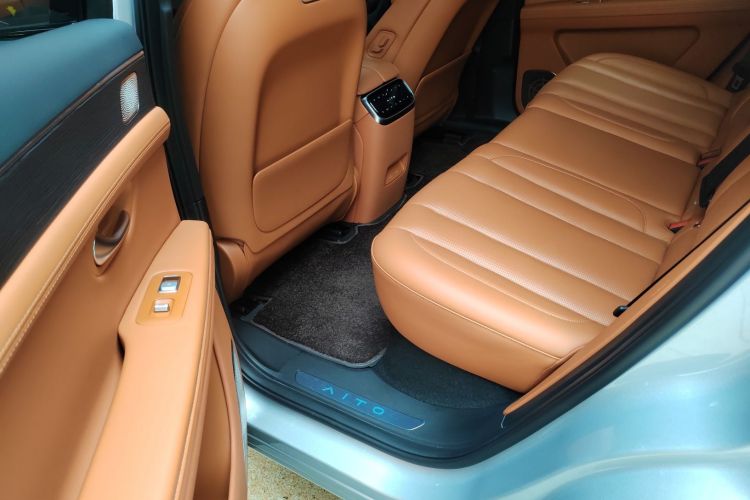 Used Hima AITO M7 2024 1.5T Intelligent Drive 4WD Ultra Version 5 Seats