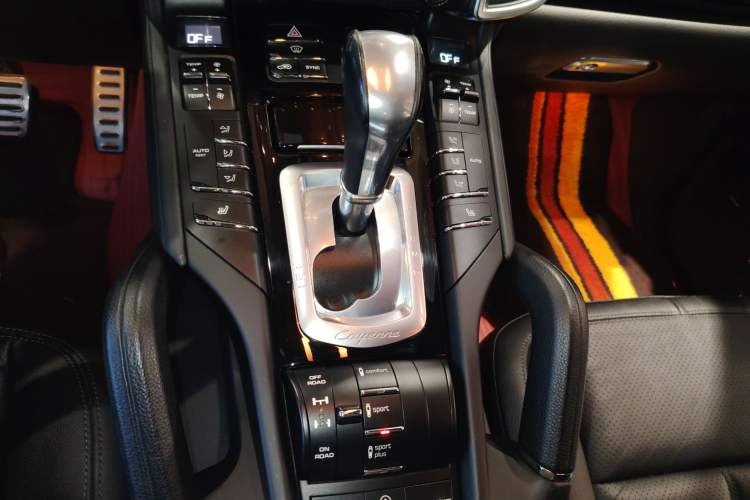 Used Porsche Cayenne 2016 Cayenne 3.0T Gear Lever