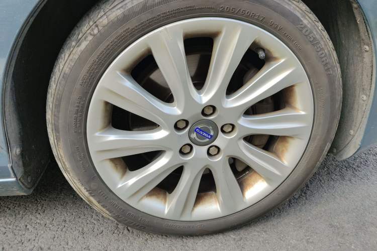 Used Volvo V40 2013 2.0T Zhiya Edition
