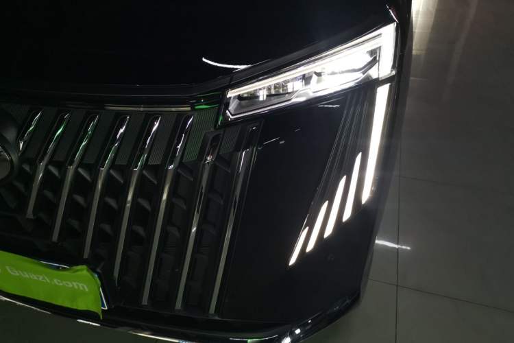 Used GAC Trumpchi M8 2024 Master Series 400T Prestige Edition Left Front Headlight