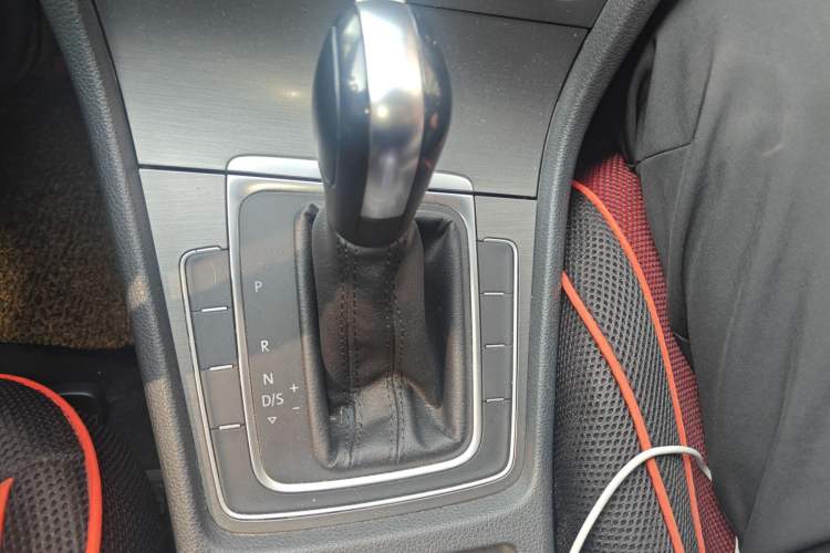 Used Volkswagen Golf 2015 1.6L Automatic Comfort Model