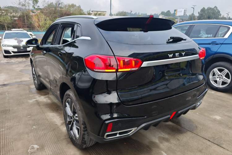 Used Wey VV5 2021 1.5T Two-Wheel Drive Color Pioneer
