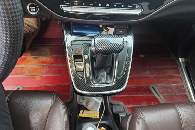 Used GAC Trumpchi M6 2019 270T Automatic Luxury Edition (6-seater) - China V Standard
