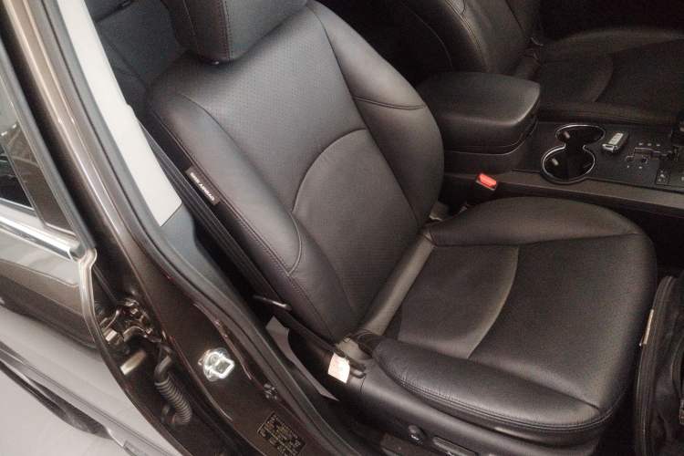 Used Kia Borrego 2015 3.8L Luxury Edition China IV
