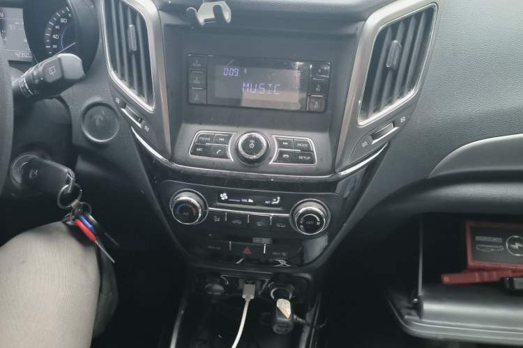 Used Changan CS15 2016 1.5L Automatic Fashion Edition