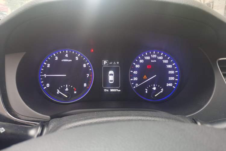 Used Hyundai Mistra 2016 1.8L Automatic Smart GLS
