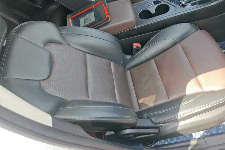 Used Dongfeng Fengon S560 2021 Revised 1.5T CVT Elite Version Right Front Seat