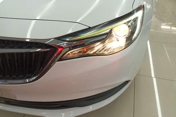 Used Buick GT 2018 15T Dual-Clutch Elite Model China V Standard